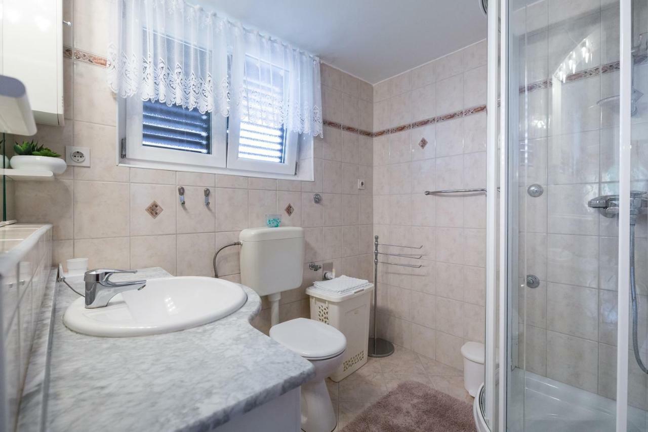Beach Apartment M & B Poljana  Экстерьер фото